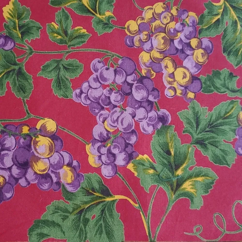 WORLD MARKET SET OF 8 PLACEMATS AND NAPKINS RED PURPLE YELLOW COTTON GRAPEVINES
